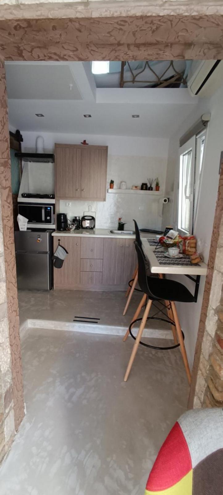 Boutique Eptalofos 15Min From Airport And Sea Apartment Kouvaras Exterior photo